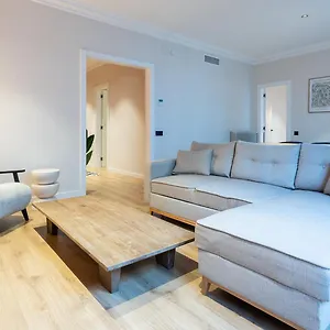 stay-u-nique-apartments-balmes-ii.catalonia-hotels.com/